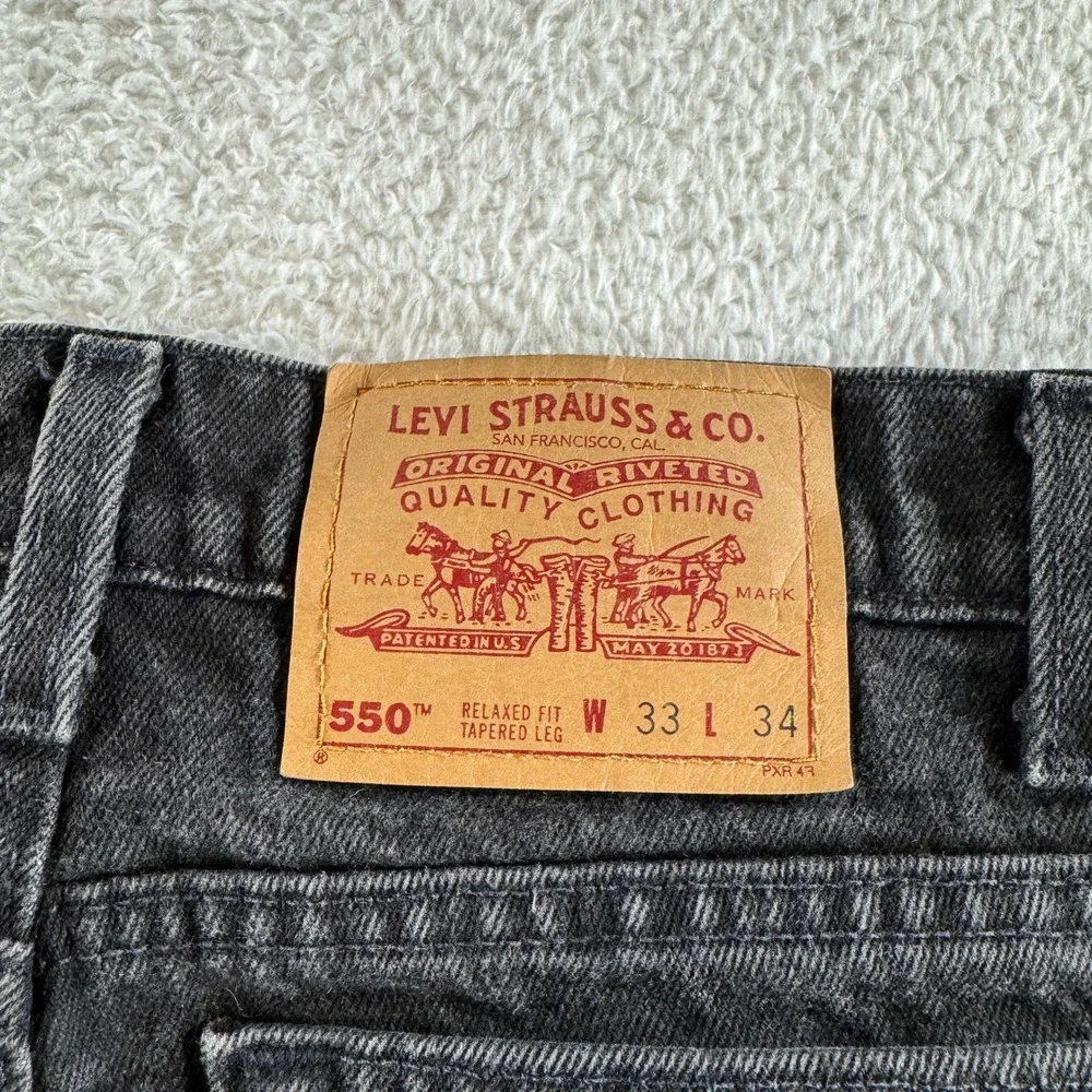 Vintage Levi's 550 Mens 33x34 Tag 32x34 Fit Black Relaxed Tapered Jeans Made USA
